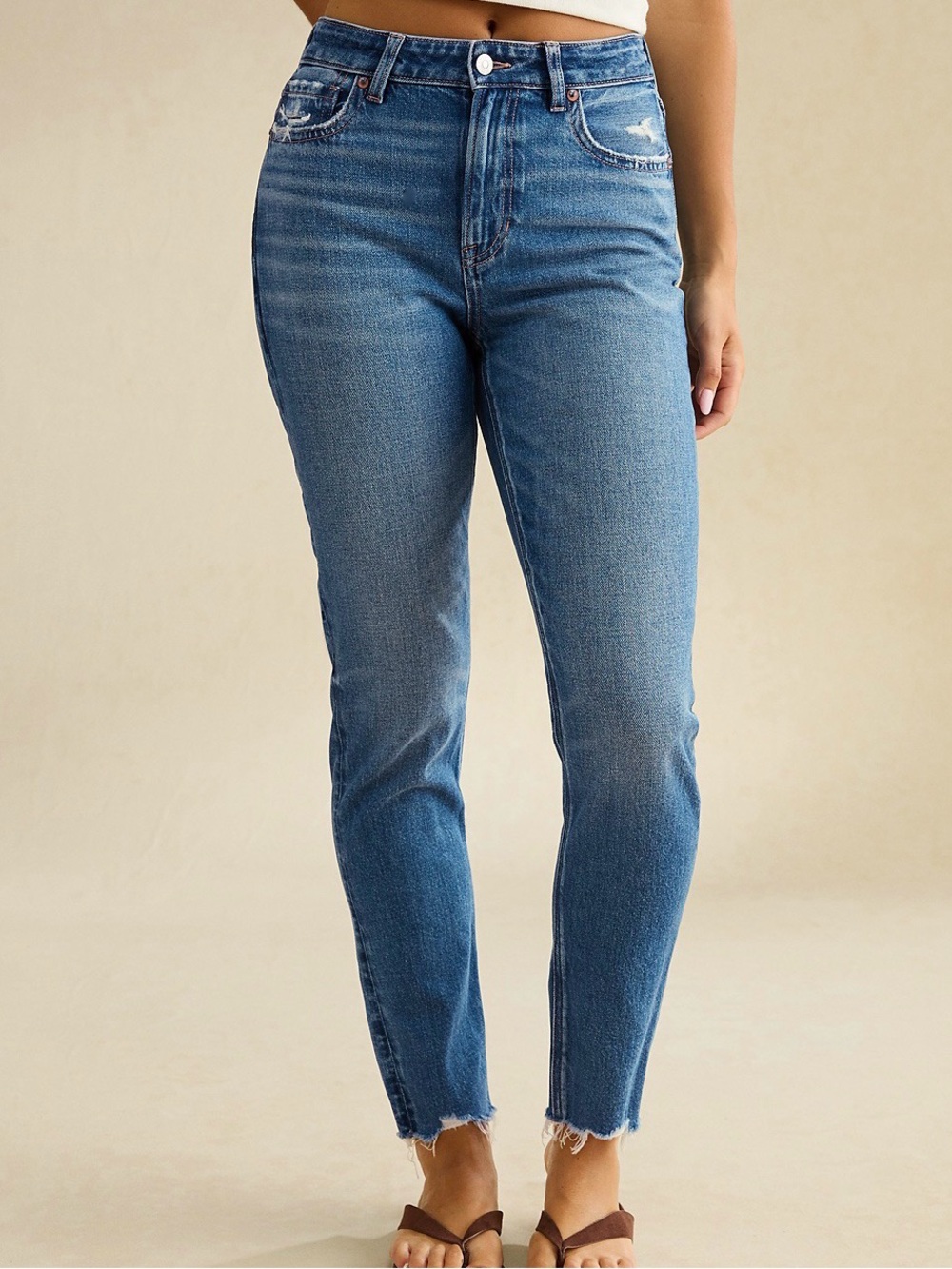 American Eagle Outfitters Mom Jeans